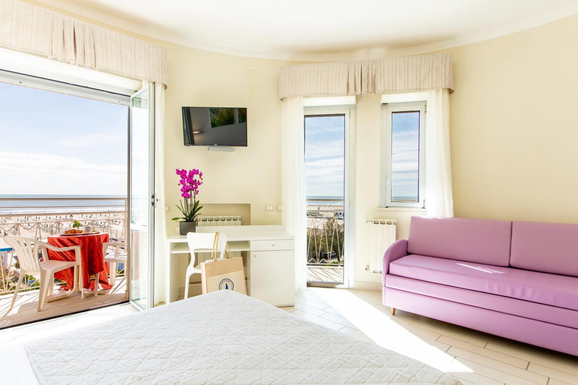 Hotel Lungomare Cervia Kültér fotó