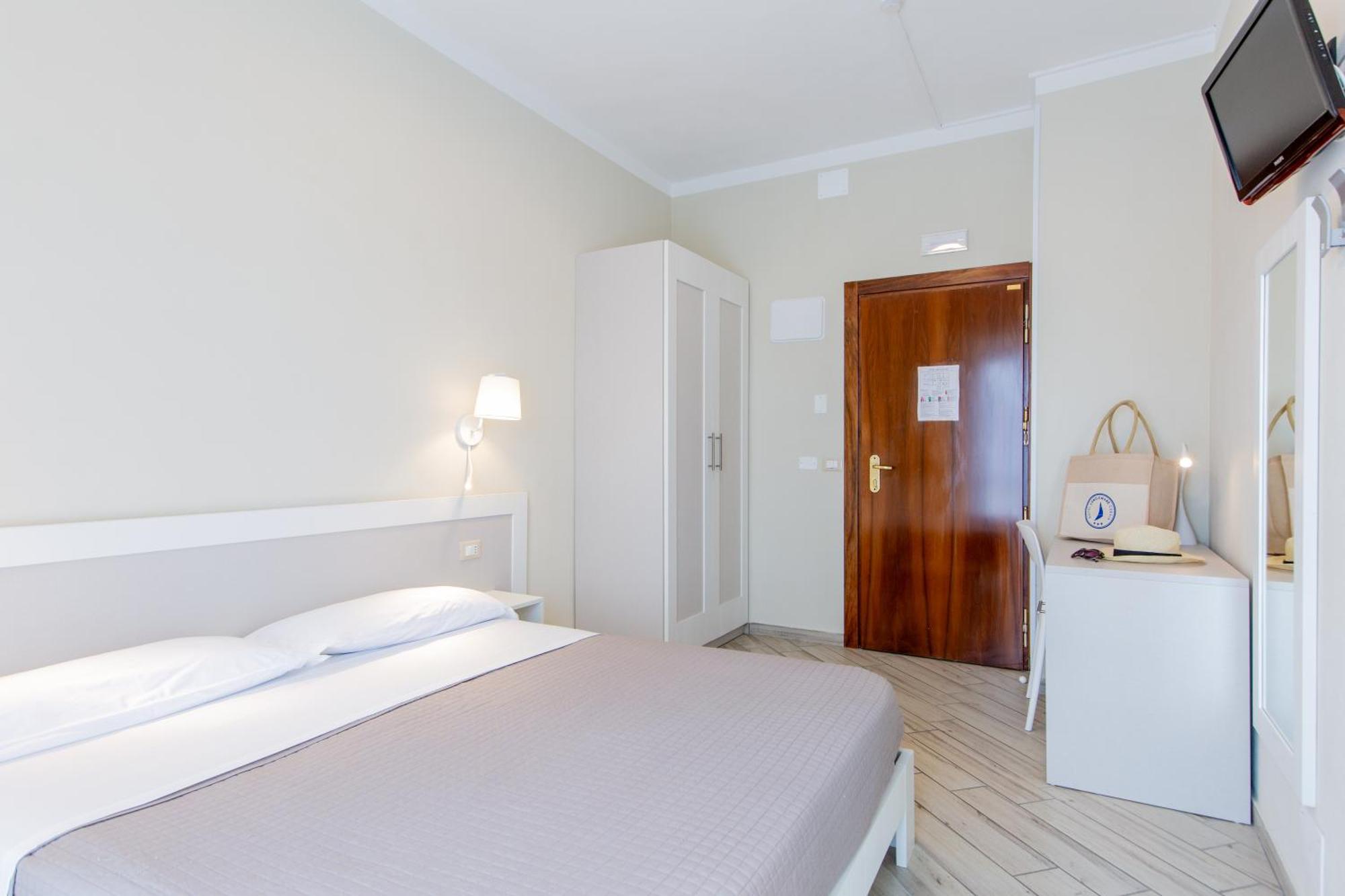 Hotel Lungomare Cervia Kültér fotó
